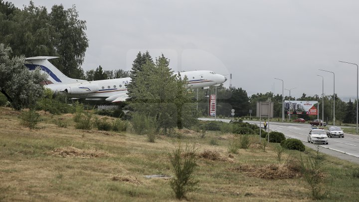 Trafic aerian perturbat din cauza ceţii pe Aeroportul Chişinău. Mai multe zboruri sunt în întârziere