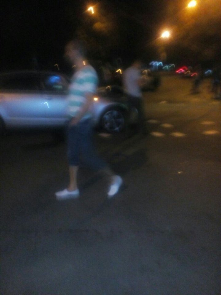 Accident groaznic în sectorul Buiucani. Un Audi a facut zob o maşină de şcoala auto. Şoferul în stare gravă (FOTO)