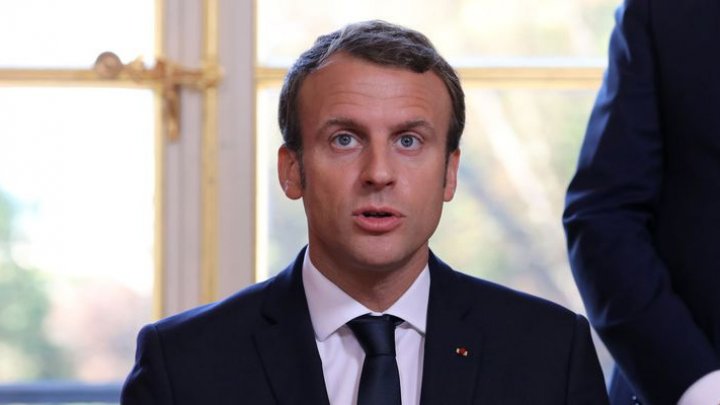 Emmanuel Macron, "bombardat" cu SMS-uri după ce numărul său de telefon a ajuns pe Internet