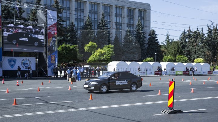 S-a dat startul Campionatului internaţional "Bodyguard 2017". La eveniment au fost prezenţi Pavel Filip şi Andrian Candu (VIDEO/FOTO)