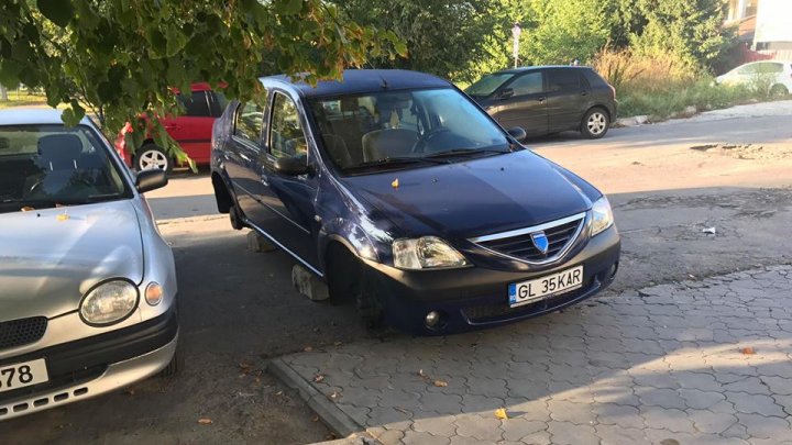 Ghinion pentru un şofer român venit la Chişinău! Cum şi-a găsit maşina lăsată în parcare (FOTO)