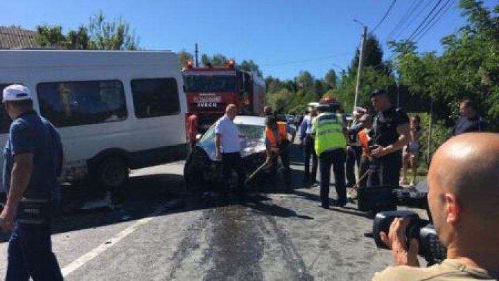 13 persoane rănite într-un accident în România. A fost activat Planul Roșu de intervenție