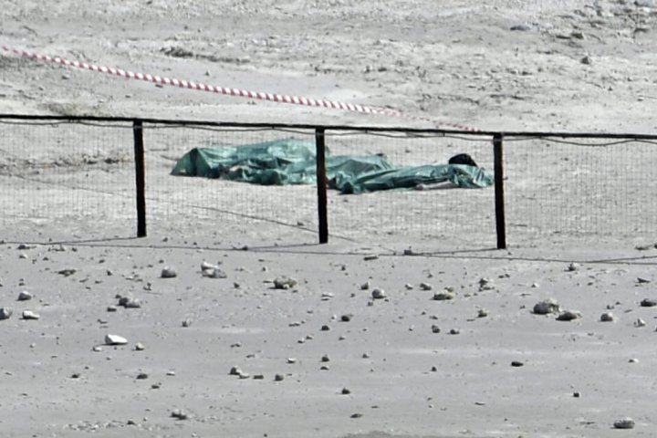 O familie și-a pierdut viața, după ce a căzut în craterul unui vulcan, în apropiere de Napoli