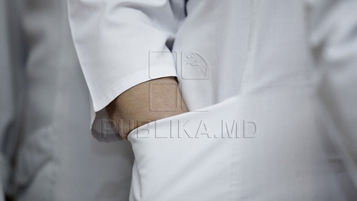 Medicii Spitalulului de Psihiatrie din Chişinău, acuzaţi în cazul fetei maltratate