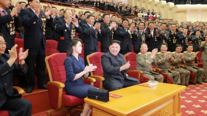 Cum arată soţia lui Kim Jong-Un. Fotografia care a uimit întreaga lume