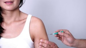 TINEREŢE FĂRĂ BĂTRÂNEŢE. Cum a ajuns să arate o femeie care şi-a injectat o bacterie veche de 3,5 milioane ani (FOTO)