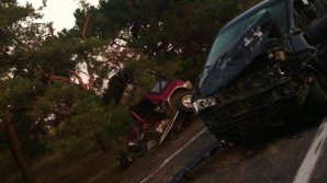 ACCIDENT CA ÎN FILMELE DE GROAZĂ pe şoseaua Balcani: Patru persoane, transportate de urgenţă la spital