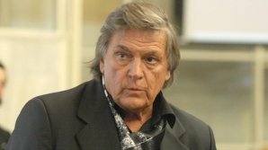 Florin Piersic, parodiat în direct la televiziune. Nu i-a venit să creadă când a văzut cine intră în platou.  REACŢIA actorului (VIDEO)