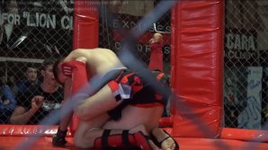 La Chişinău a avut loc a doua ediţie a competiţiei de lupte în cuşcă "Heroes", dedicată sportivilor amatori