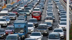 China, PARALIZATĂ DE AMBUTEIAJE. Peste 700 de milioane de excursii vor face pasagerii chinezi în "Săptămâna de Aur"