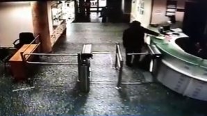 Detalii cutremurătoare despre cazul jurnalistei ruse, înjunghiate în gât (VIDEO)