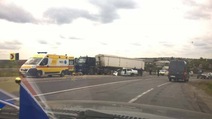 Accident GRAV la Recea! O FAMILIE A FOST NENOROCITĂ DE VITEZA EXCESIVĂ (FOTO)