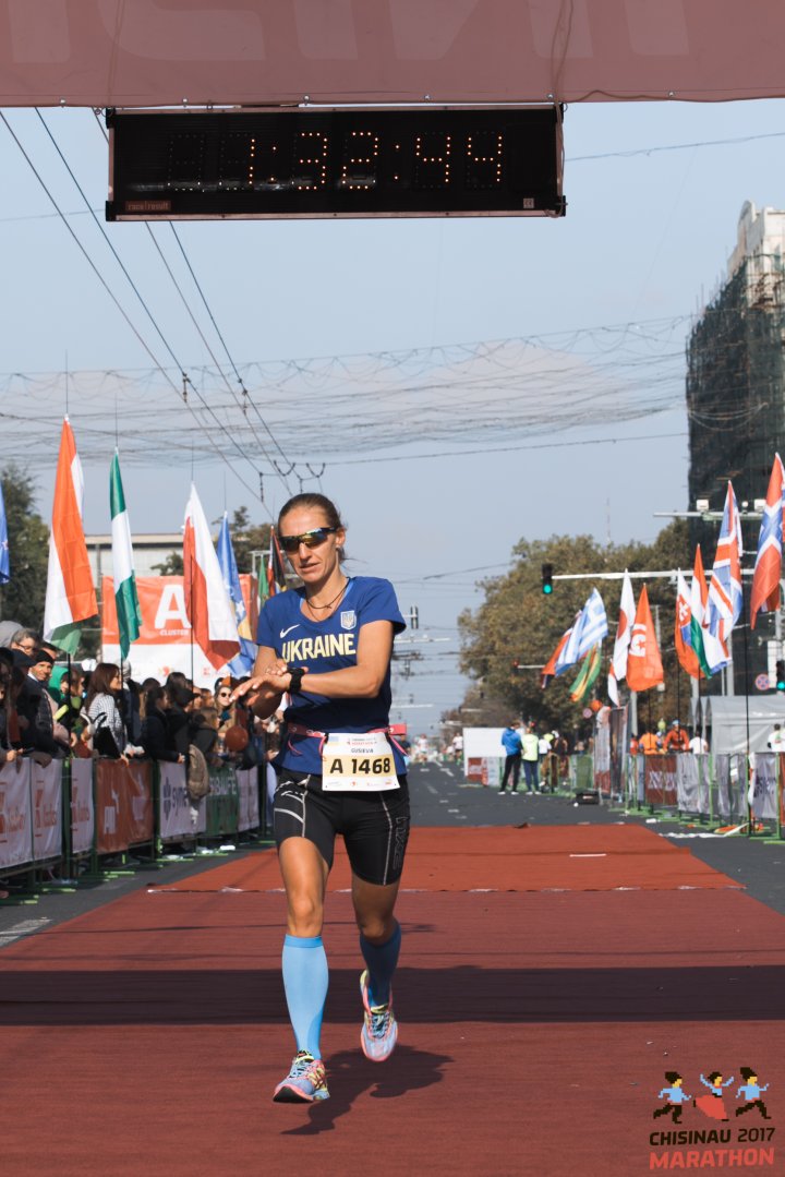 FOTOREPORT: Aproximativ 17 mii de oameni au participat la cea de-a treia ediţie a maratonului din Chişinău