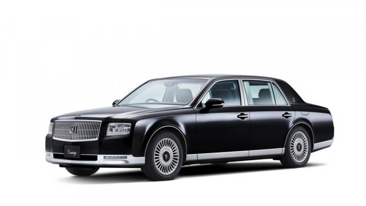 Fantomatică şi seducătoare! Cum arată noul model Toyota Century, mașina împăraților și a mafioților Yakuza