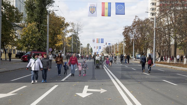 LA MULŢI ANI CHIŞINĂU! Capitala împlineşte astăzi 581 de ani