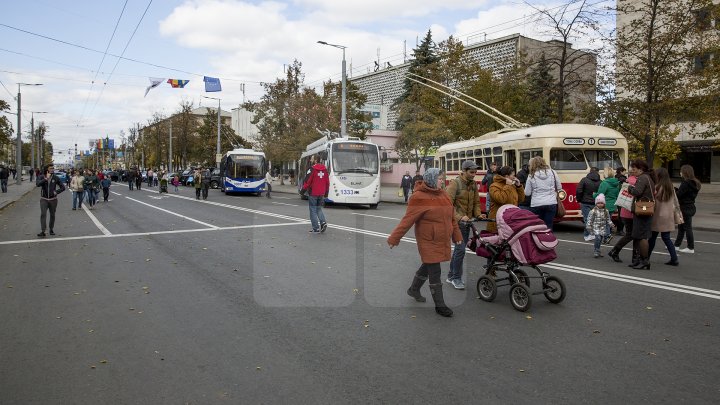 LA MULŢI ANI CHIŞINĂU! Capitala împlineşte astăzi 581 de ani