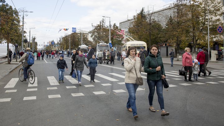 LA MULŢI ANI CHIŞINĂU! Capitala împlineşte astăzi 581 de ani