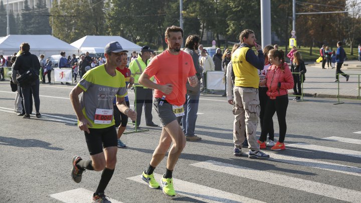 Maraton Internațional Chișinău: La competiţie au ajuns sportivi din 50 de ţări