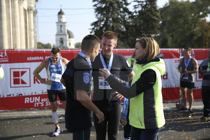 Maraton Internațional Chișinău: La competiţie au ajuns sportivi din 50 de ţări