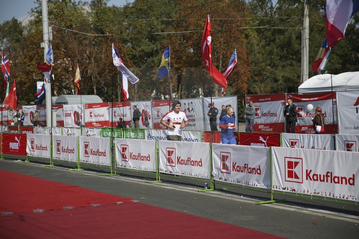 Maraton Internațional Chișinău: La competiţie au ajuns sportivi din 50 de ţări