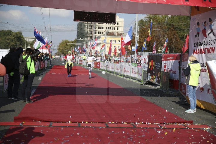 Maraton Internațional Chișinău: La competiţie au ajuns sportivi din 50 de ţări