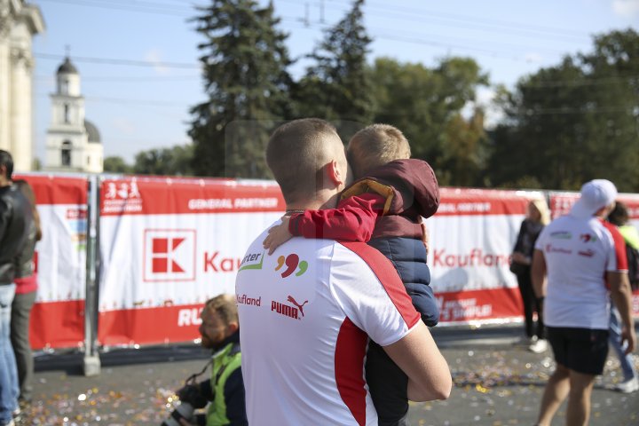 Maraton Internațional Chișinău: La competiţie au ajuns sportivi din 50 de ţări