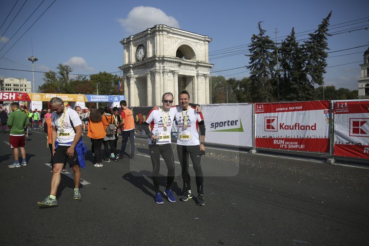 Maraton Internațional Chișinău: La competiţie au ajuns sportivi din 50 de ţări