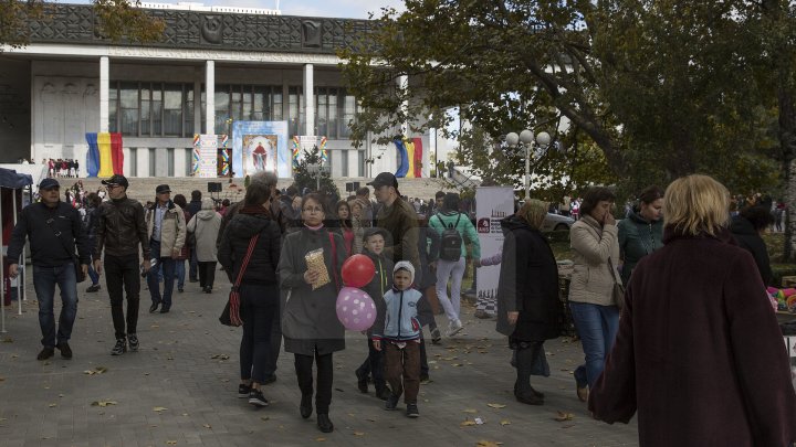 LA MULŢI ANI CHIŞINĂU! Capitala împlineşte astăzi 581 de ani