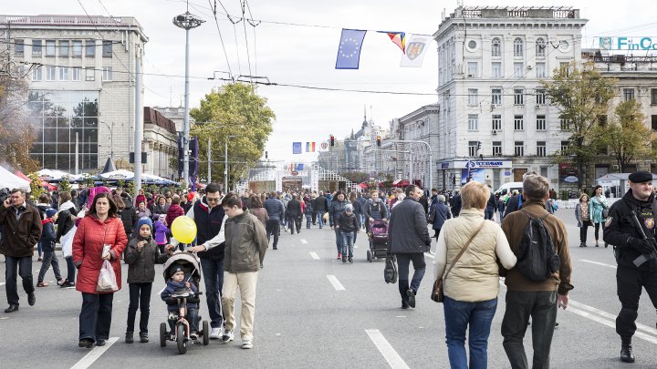 LA MULŢI ANI CHIŞINĂU! Capitala împlineşte astăzi 581 de ani