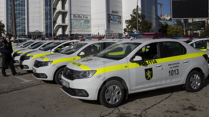 Poliţiştii au primit 54 autovehicule noi.  Cum arată maşinile de poliţie şi ce dotări au (FOTO)