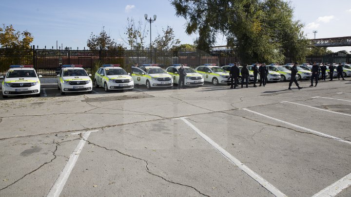 Poliţiştii au primit 54 autovehicule noi.  Cum arată maşinile de poliţie şi ce dotări au (FOTO)