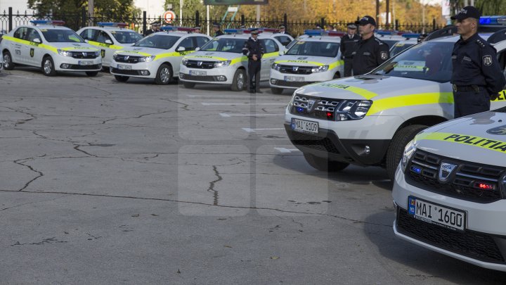 Poliţiştii au primit 54 autovehicule noi.  Cum arată maşinile de poliţie şi ce dotări au (FOTO)