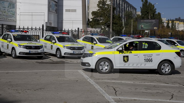 Poliţiştii au primit 54 autovehicule noi.  Cum arată maşinile de poliţie şi ce dotări au (FOTO)