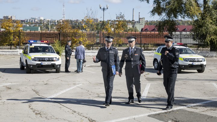 Poliţiştii au primit 54 autovehicule noi.  Cum arată maşinile de poliţie şi ce dotări au (FOTO)