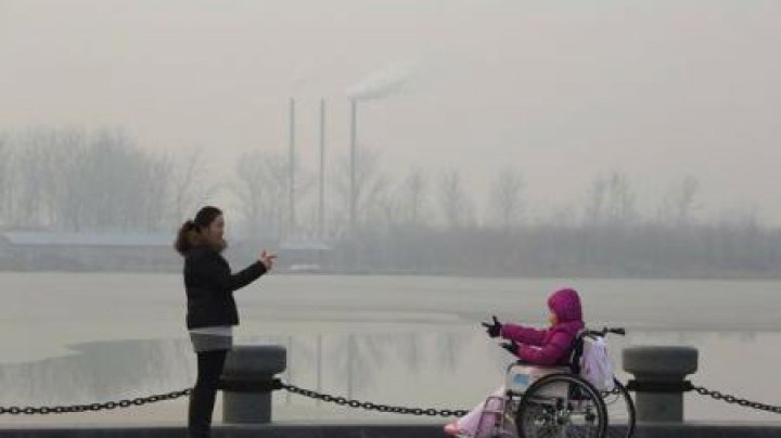 Cod calben de POLUARE la Bejing. Cât va dura fenomenul