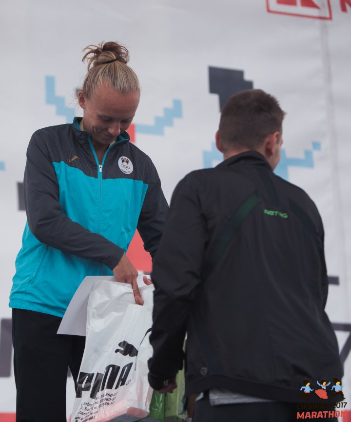 FOTOREPORT: Aproximativ 17 mii de oameni au participat la cea de-a treia ediţie a maratonului din Chişinău