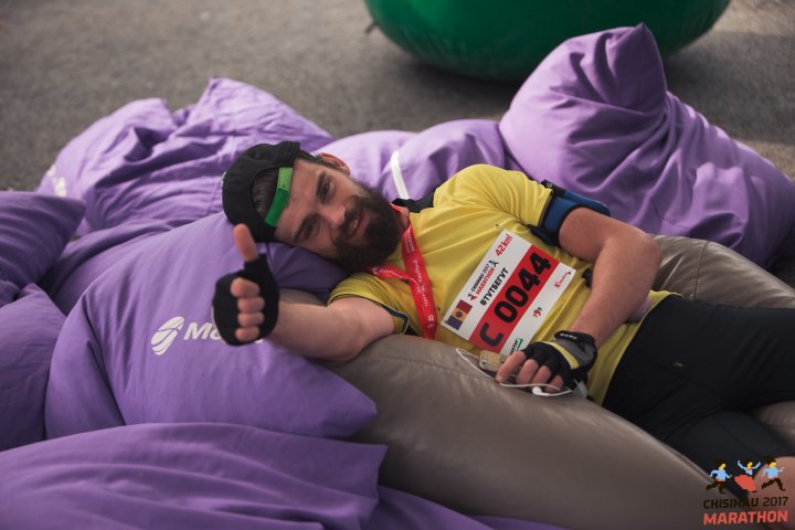 FOTOREPORT: Aproximativ 17 mii de oameni au participat la cea de-a treia ediţie a maratonului din Chişinău