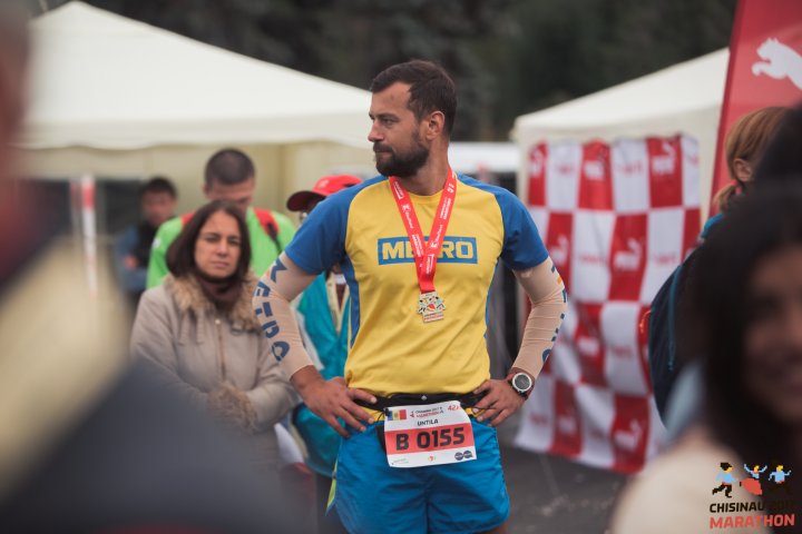 FOTOREPORT: Aproximativ 17 mii de oameni au participat la cea de-a treia ediţie a maratonului din Chişinău