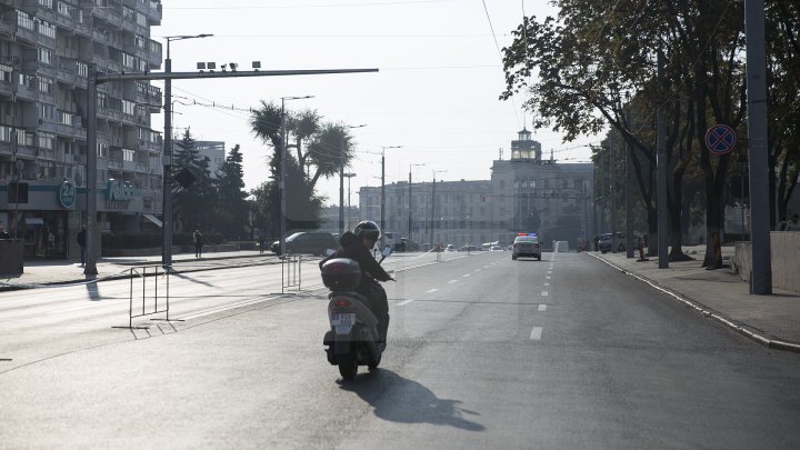 Cel mai important eveniment al anului. Maratonul Internaţional Chişinău atrage mii de participanţi (GALERIE FOTO)