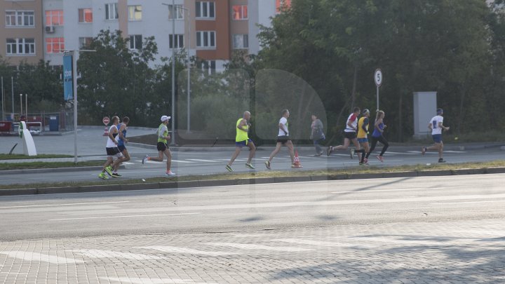 Maraton Internațional Chișinău: La competiţie au ajuns sportivi din 50 de ţări