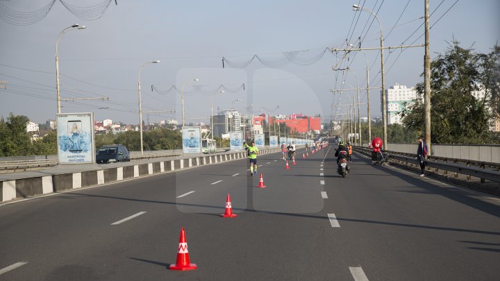 Cel mai important eveniment al anului. Maratonul Internaţional Chişinău atrage mii de participanţi (GALERIE FOTO)