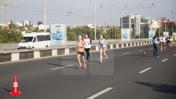 Maraton Internațional Chișinău: La competiţie au ajuns sportivi din 50 de ţări