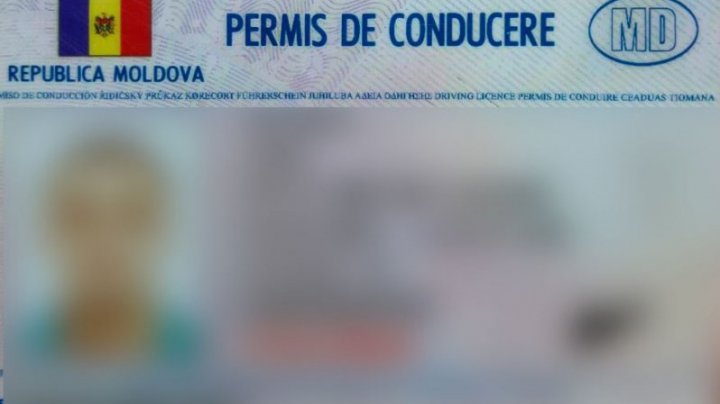 Un moldovean, cercetat penal după ce a încercat să treacă vama cu un permis de conducere fals