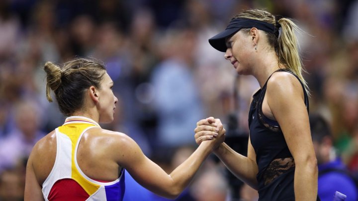 Victorie spectaculoasă. Simona Halep a bătut-o pe Maria Sharapova în două seturi la Beijing