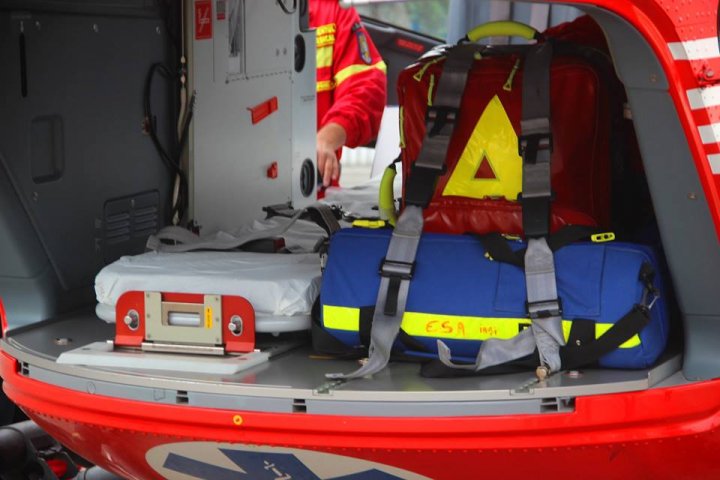 Un bărbat de 50 de ani, transportat cu elicopterul SMURD la Chişinău