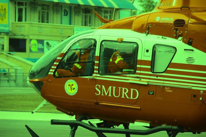 Un bărbat de 50 de ani, transportat cu elicopterul SMURD la Chişinău