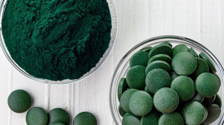 3 motive pentru care spirulina trebuie să facă parte din regimul tău alimentar