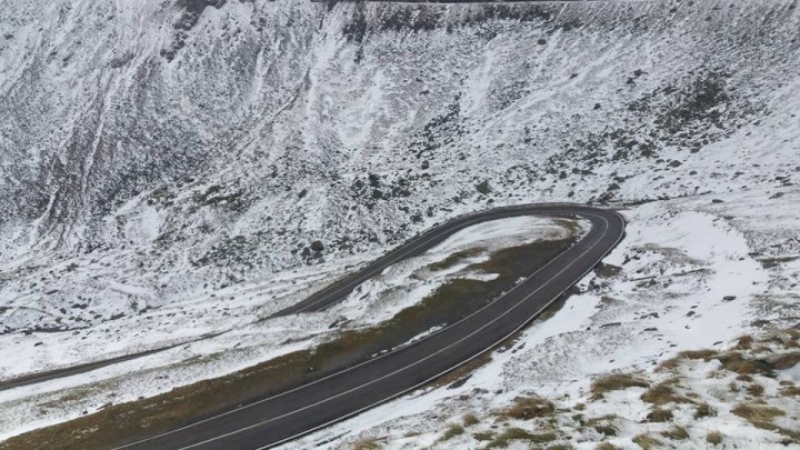 Transfăgărășanul se închide cu patru zile mai devreme din cauza condițiilor meteo