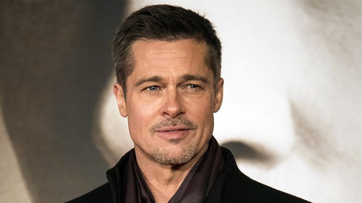 Brad Pitt are o nouă iubită în vârstă de 21 de ani. Seamănă izbitor cu Angelina Jolie 