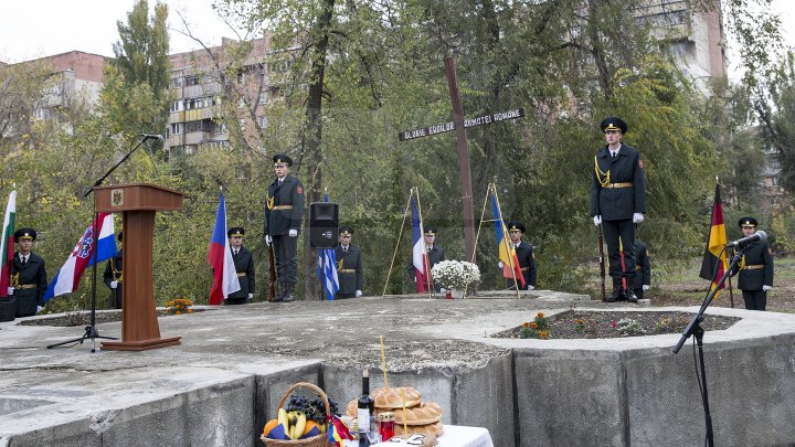 Ziua Armatei Române, sărbătorită la Chișinău (FOTOREPORT)